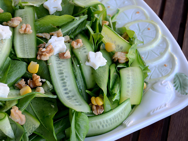 Kuzu Kulağı Salatası