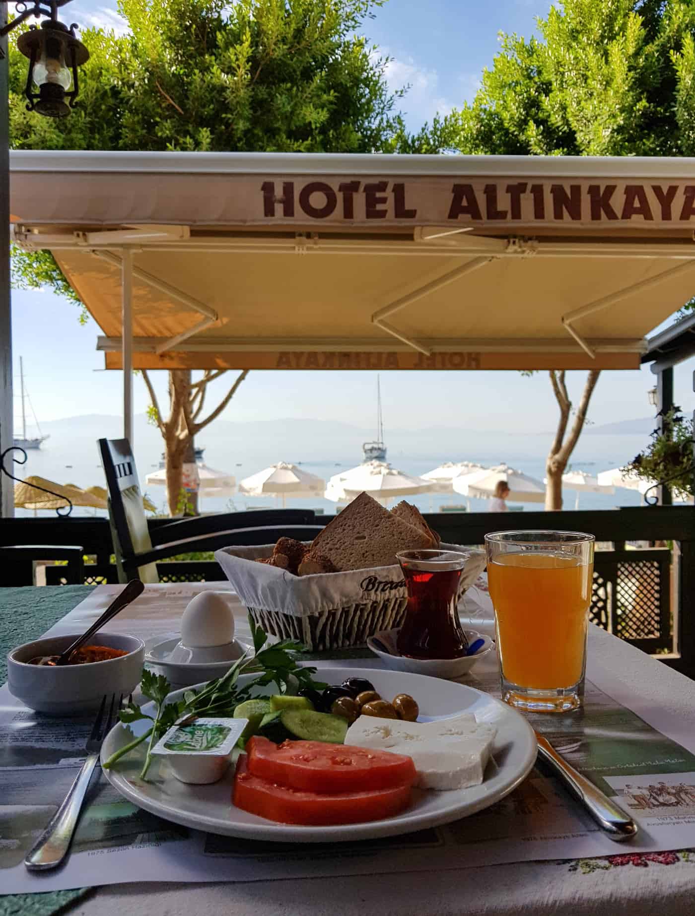 otel-altinkaya-kahvalti.jpg