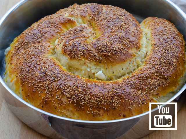 Peynirli Susamlı Çörek