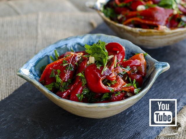 Kırmızı Biber Salatası