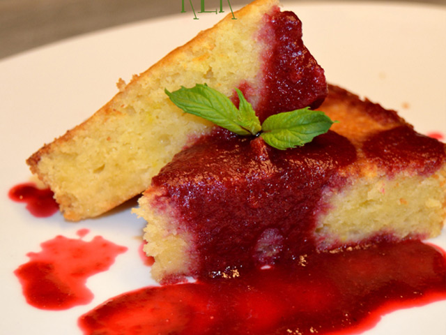 Vişne Soslu Ricotta Kek